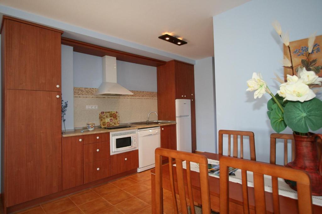 Apartamentos Toraya Hoz de Anero Værelse billede