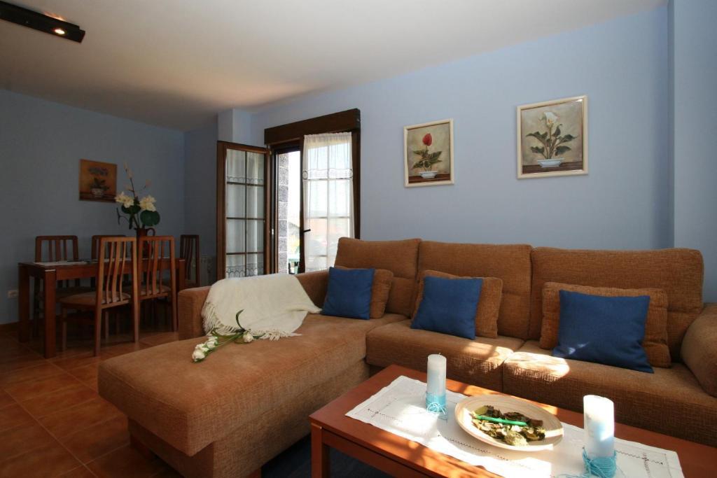 Apartamentos Toraya Hoz de Anero Værelse billede
