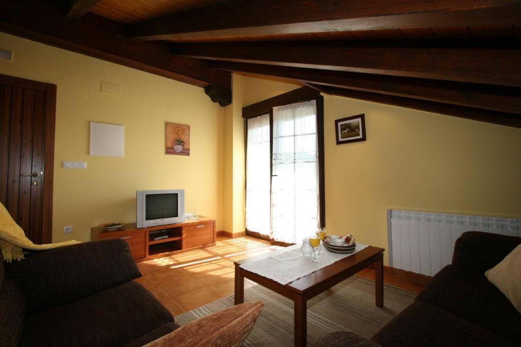 Apartamentos Toraya Hoz de Anero Værelse billede
