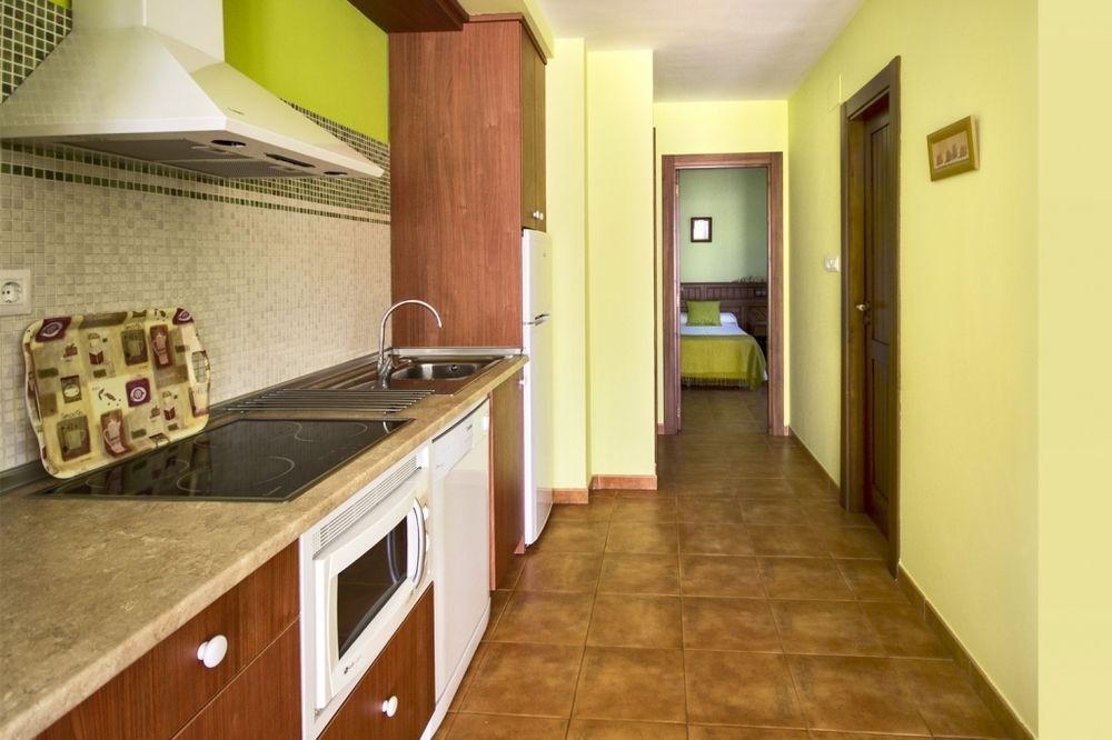 Apartamentos Toraya Hoz de Anero Eksteriør billede