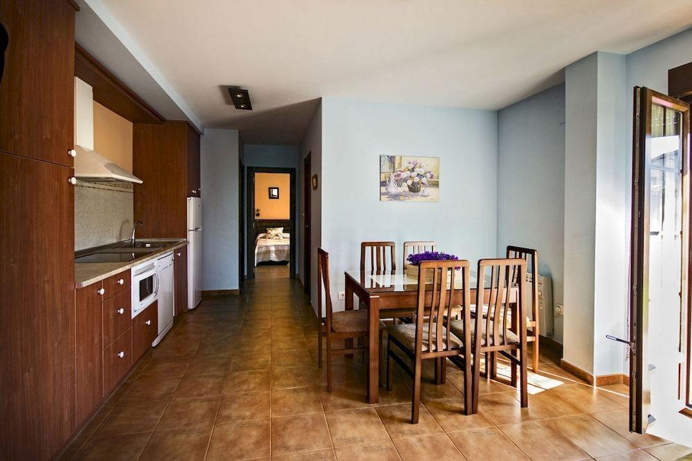 Apartamentos Toraya Hoz de Anero Eksteriør billede